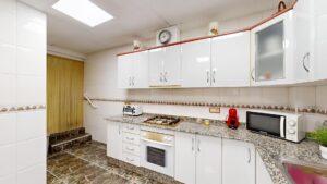 Casa con terreno en venta en La Albatalía, Murcia