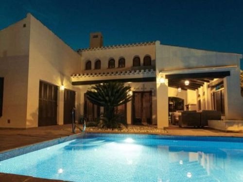Chalet en venta en EL VALLE GOLF RESORT, BAÑOS Y MENDIGO