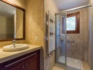 Chalet en venta en EL VALLE GOLF RESORT, BAÑOS Y MENDIGO