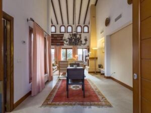 Chalet en venta en EL VALLE GOLF RESORT, BAÑOS Y MENDIGO