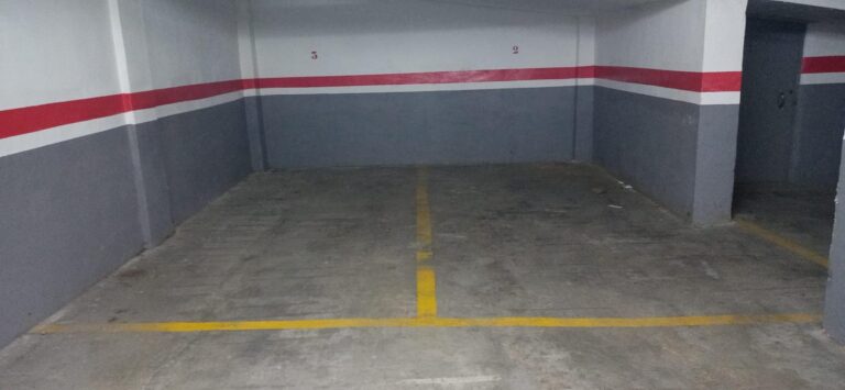 Garaje en venta en Barrio del Carmen, Murcia