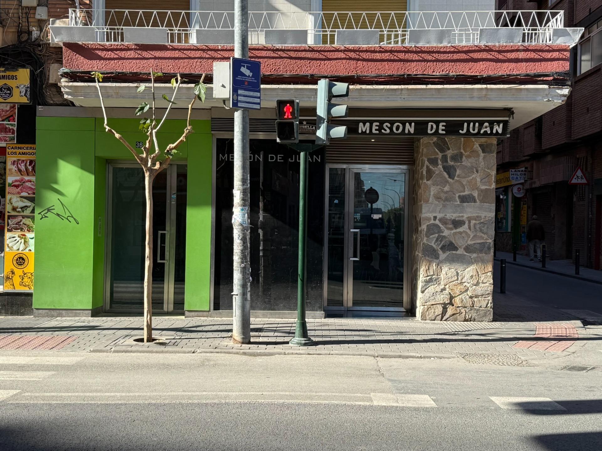 Local comercial en alquiler en Barrio del Carmen, Murcia