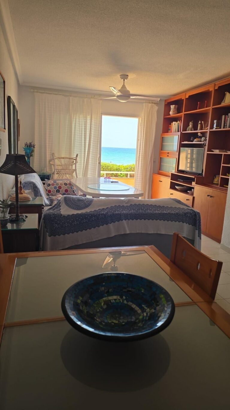 Piso en venta en Playa de las Gaviotas-El Pedrucho, La Manga del Mar Menor