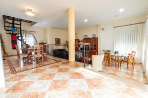 Villa de Lujo en venta en La charca 2, Totana