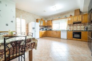 Villa de Lujo en venta en La charca 2, Totana