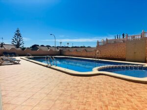Chalet en venta en Los Balcones - Los Altos del Edén, Torrevieja