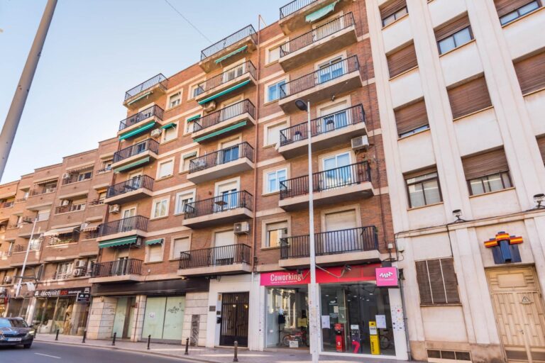 Piso en venta en San Juan, Murcia